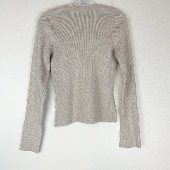 Monrow Sweater Women Medium Rib Henley Stretch Neutral Side Slits Preppy Classic - Picture 7 of 9